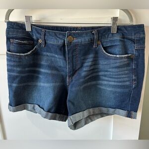 Time And Tru Mid-Rise Roll Cuff Denim Shorts Women's Size 14 Short Stretch Jeans